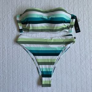 NWT La Vie En Rose Strapless Bathing Suit